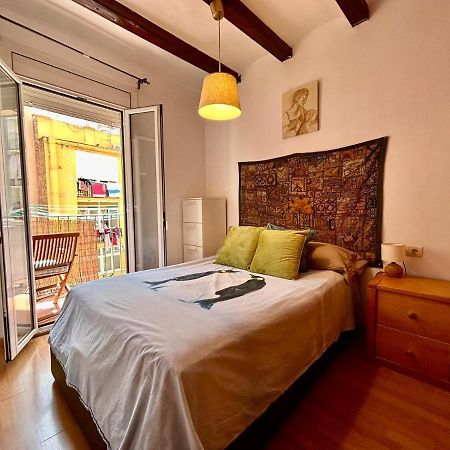 Ferienwohnung Apartamento Tranquilo Y Del Barrio Barcelona Exterior foto